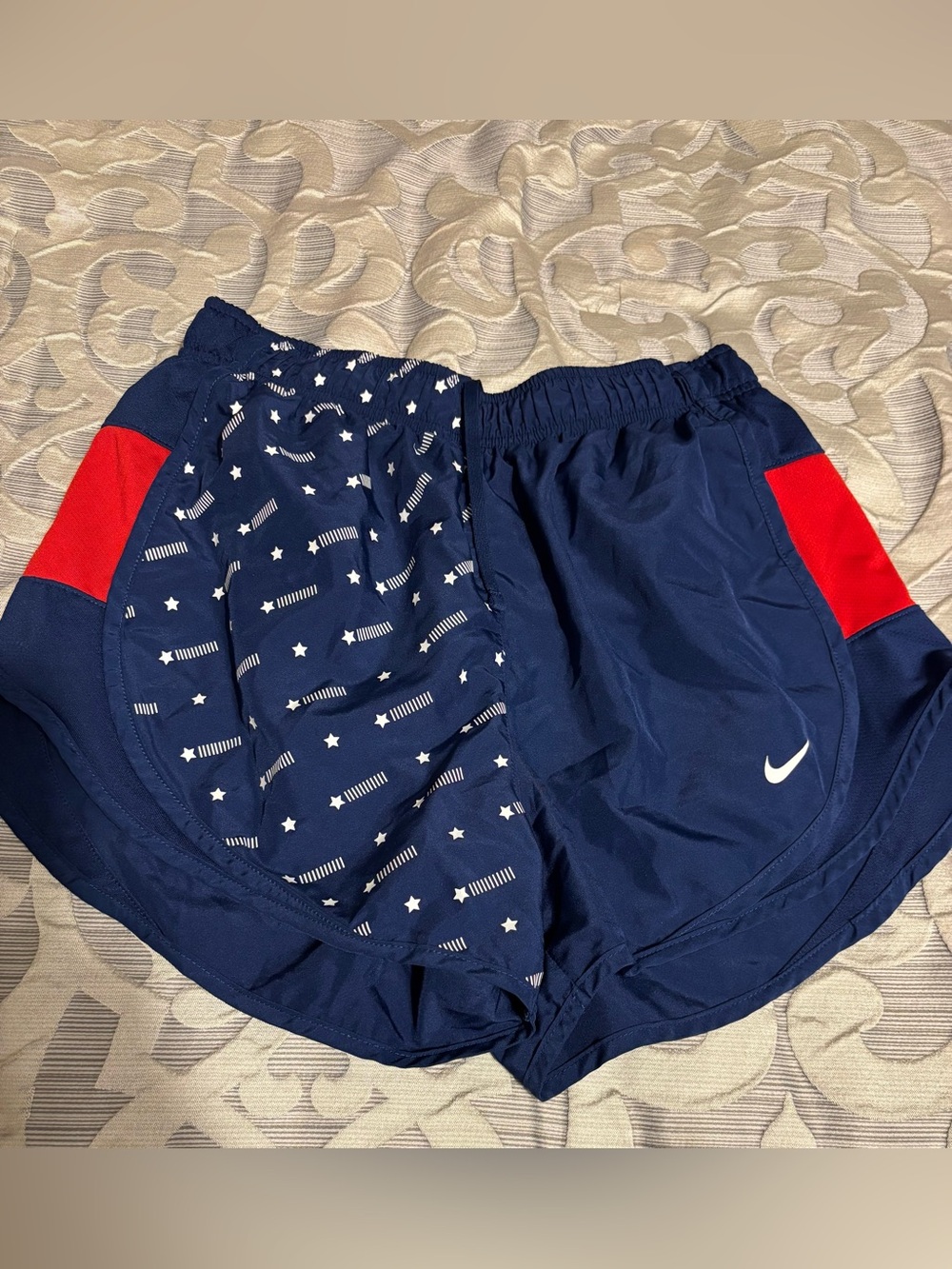 Nike Navy patriotic shorts - size medium
